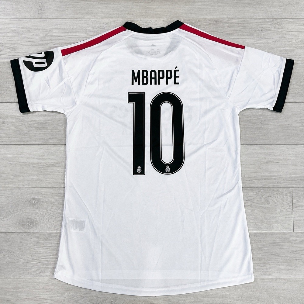 Real Madrid 26/27 Mbappé #10 Adidas Home Jersey player version  Size  XL